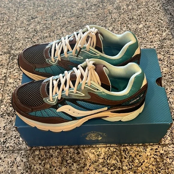 New PROGRID OMNI 9 Saucony Sneakers size 6 men’s and 6 big boy - Picture 4 of 7